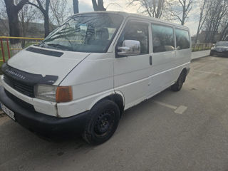 Volkswagen T4 foto 2