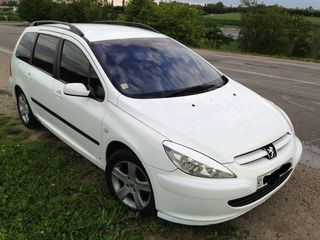 Peugeot 307 foto 1