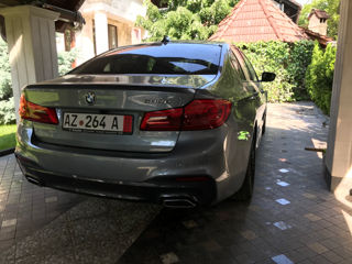 BMW 5 Series foto 3