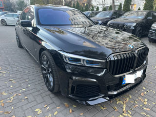 BMW 7 Series foto 8