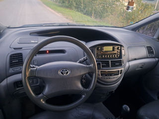 Toyota Previa foto 9