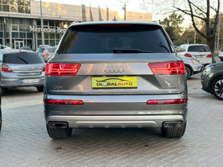 Audi Q7 foto 4