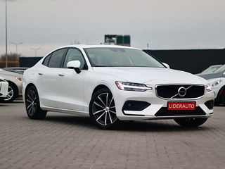 Volvo S60 foto 1