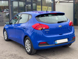 KIA Ceed foto 8