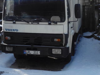 Volvo FL 608 foto 2