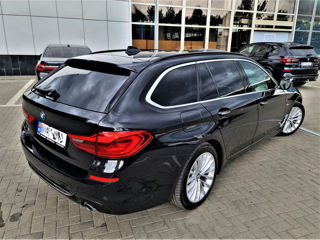 BMW 5 Series foto 4