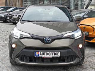 Toyota C-HR foto 2