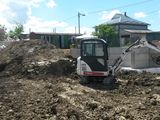 Prestări servicii mini-excavator bobcat + basculantă + ciocan hidraulic foto 8