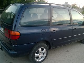 Volkswagen Sharan foto 4