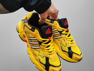 Adidas Response x Bad Bunny Yellow foto 3