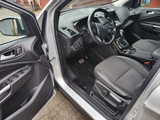 Ford Kuga foto 8