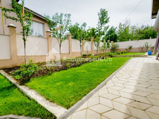 Vânzare casă în 2 niveluri, 220 mp+8 ari, Dumbrava, str. Durlești! foto 5