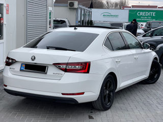 Skoda Superb foto 5