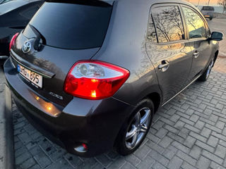 Toyota Auris foto 2