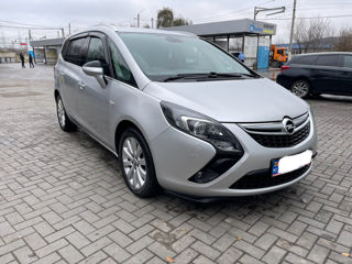 Opel Zafira foto 1