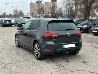 Volkswagen Golf foto 4