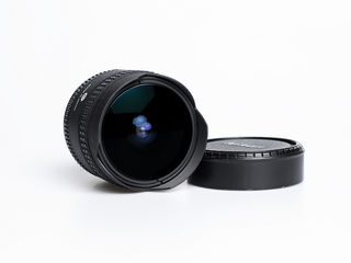 Nikon AF Fisheye Nikkor 16mm f/2.8D Lens foto 4