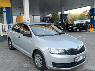 Skoda Rapid foto 1