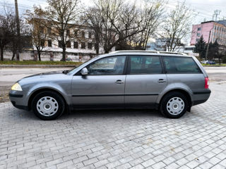 Volkswagen Passat foto 4