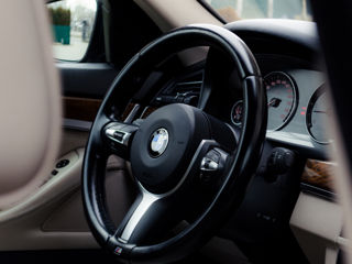 BMW 5 Series foto 13