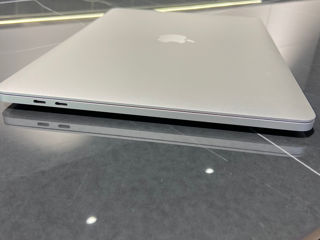 Laptop MacBook Pro 2020 foto 1