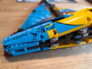 LEGO Technic Rennyacht 42074 foto 4