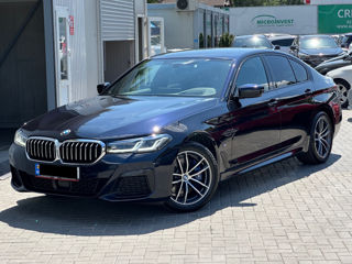 BMW 5 Series foto 1