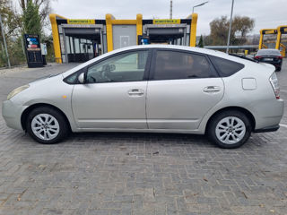 Toyota Prius foto 3