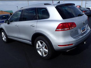 Volkswagen Touareg foto 3