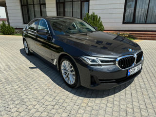 BMW 5 Series foto 1