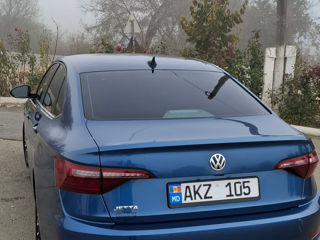 Volkswagen Jetta foto 8