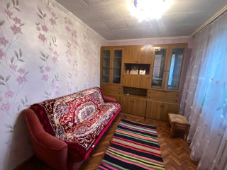 Apartament cu 3 camere, 72 m², Buiucani, Chișinău foto 1