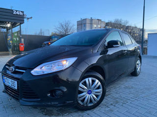 Ford Focus foto 2