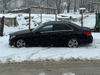 Mercedes E-Class foto 10