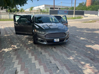 Ford Fusion foto 3