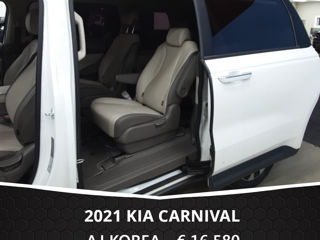 KIA Carnival foto 8