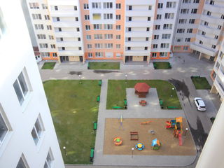 Chirie! Centru, str. Melestiu, 2 odăi + living, 67 m2, euroreparație! foto 9