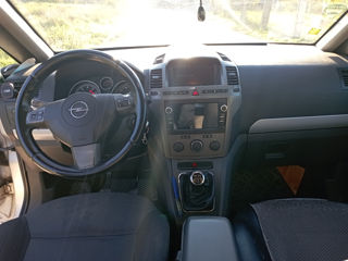 Opel Zafira foto 7