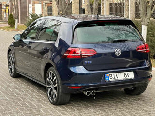 Volkswagen Golf foto 4