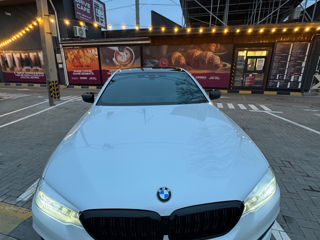 BMW 5 Series foto 6