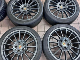 Pirelli 295 35 21 Porche Cayene