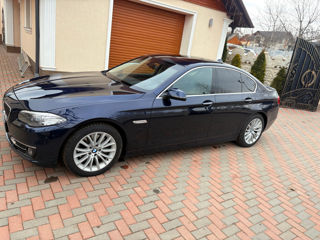 BMW 5 Series foto 2