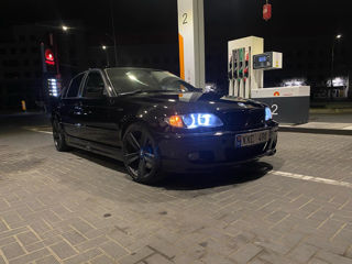 BMW 3 Series foto 2