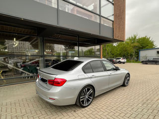 BMW 3 Series foto 5