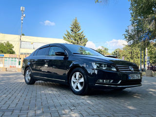 Volkswagen Passat foto 1