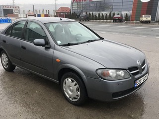 Nissan Almera foto 3