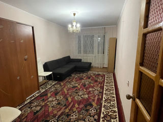 Apartament cu 3 camere, 70 m², Botanica, Chișinău foto 2