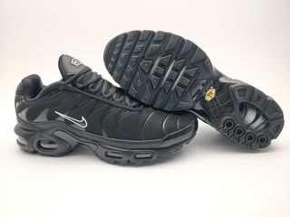 nike tn all black foto 4