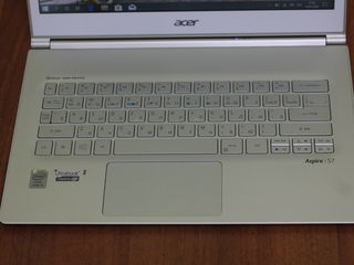 Acer Aspire S7 2K IPS (Core i5 4200u/4Gb Ram/128Gb SSD/13.3" 2K IPS TouchScreen) foto 3