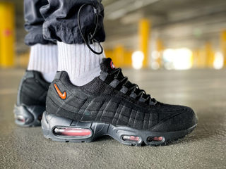 Nike Air Max 95 Black/Orange foto 3